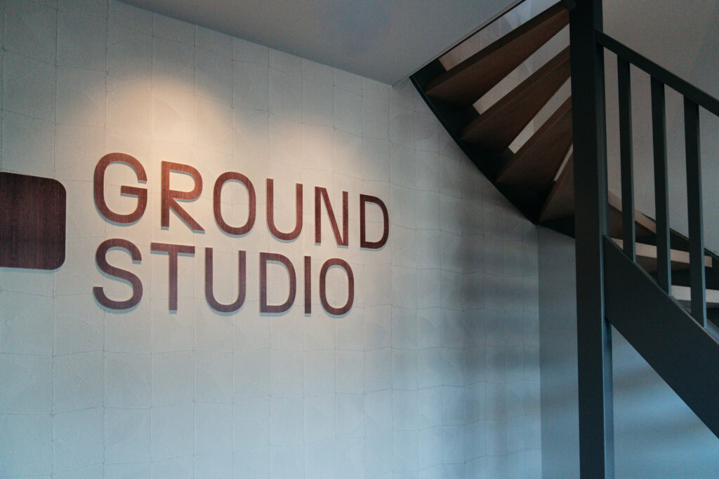 0826 Groundstudio 70